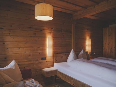 Double room in the farmhouse with breakfast - Demeterhof Knolln Farm Stay in Salzburgerland