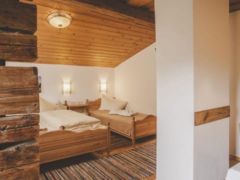 Vacation apartment for 4-5 persons - Demeterhof Knolln Farm Stay in Salzburgerland