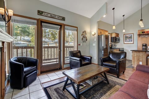 Main Livingroom Balcony View