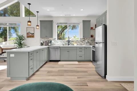 Fully equipped kitchen with everything needed to prepare a meal.