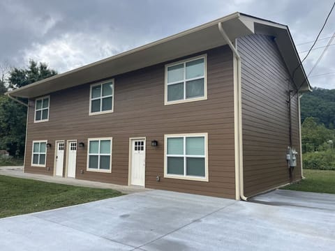 Exterior - Unit 2 is in the middle