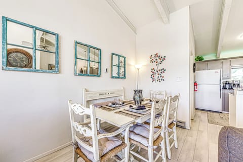 Dining Room | 2nd Floor