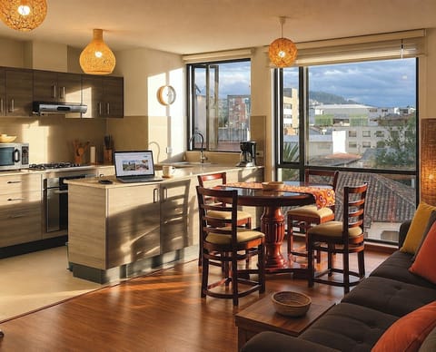 Open Living, Cook, Dine, Work, Relax