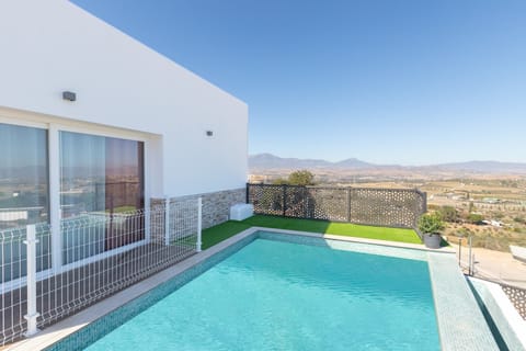 Holiday Home Swimming Pool