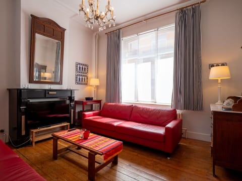 Furniture, Interior Design, Flooring, Couch, Floor, Wood, Living Room, Room, Ceiling, Apartment