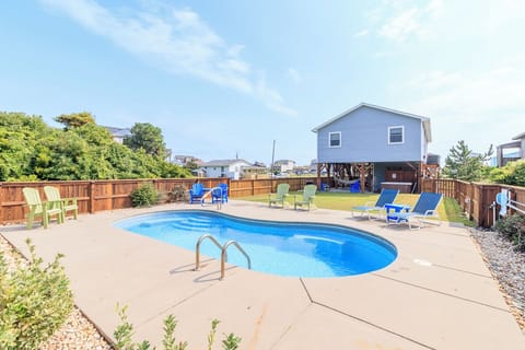 Pool Area (1)