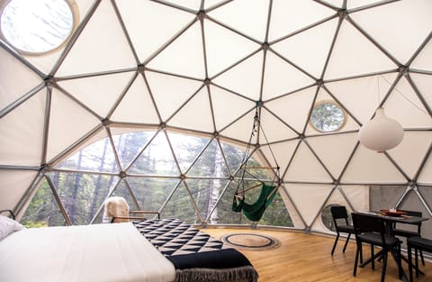 multiple places to relax, read, eat, and play games