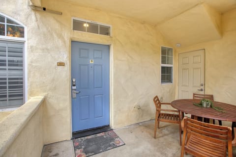 The perfect spot for a quiet moment outdoors, coffee in hand.