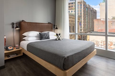 Unit with Queen size bed