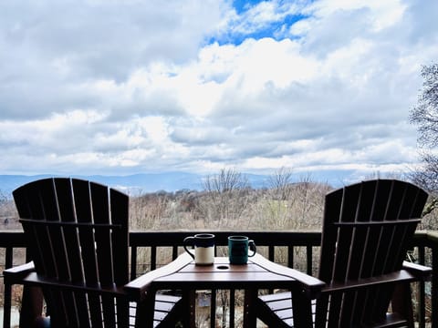 Enjoy the view of three states from our balcony, nearly 5,000ft in the air!