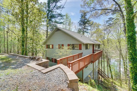 Property Exterior | 2-Level Cabin