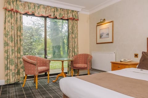 Unit with 1 Double bed with Patio