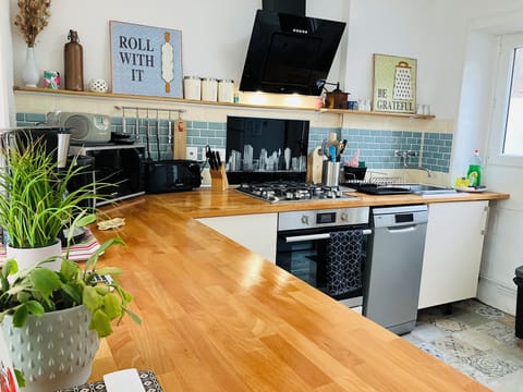 Kitchen with socket mobile phone charging point