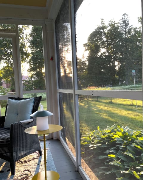 Porch - view to yard.