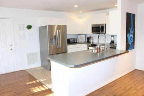 Ready-to-use kitchen with modern appliances