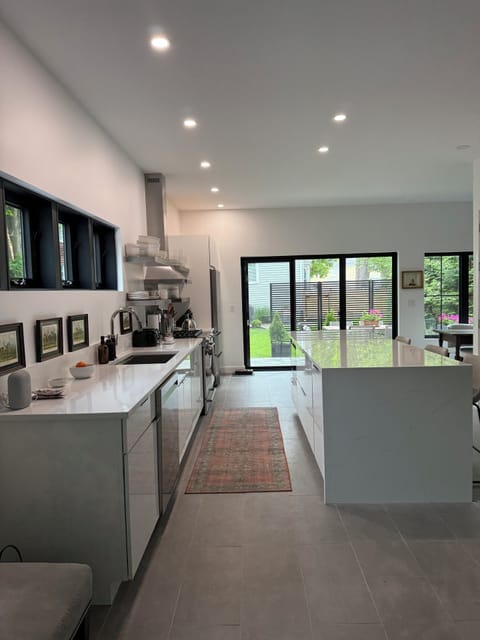 Kichen Dinette Area