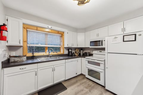 Indoors, Kitchen, Appliance, Refrigerator, Home Decor