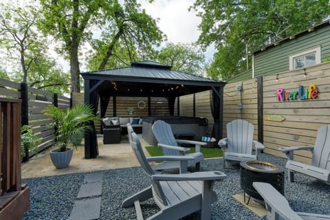 Wide open spaces with privacy offers plenty of room for conversation and relaxation.