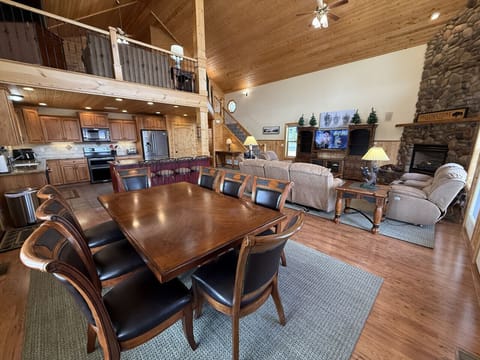 Only 25 minutes from the West entrance to Yellowstone National Park