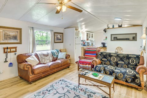 Family Room | Central A/C & Heat | Free WiFi