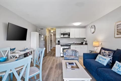 Living room & kitchen