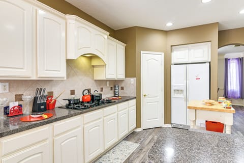 Kitchen | 1st Floor | Cooking Basics | Pod Coffee Maker | Blender | Microwave