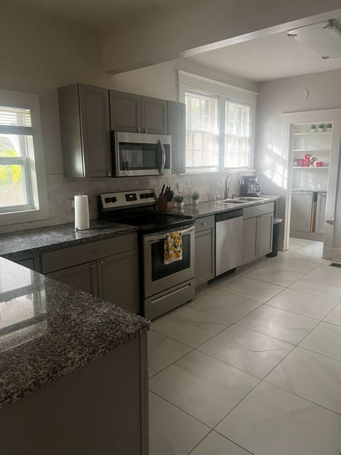 Recent photo taken by our cleaning team, ensuring you see the home how it truly is.