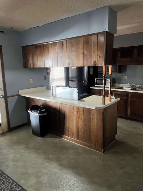 Recent photo taken by our cleaning team, ensuring you see the home how it truly is