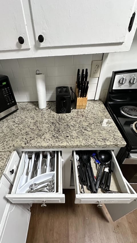 Recent photo taken by our cleaning team, ensuring you see the home how it truly is.