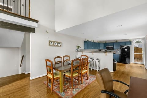 Dining table for 5 + countertop seating