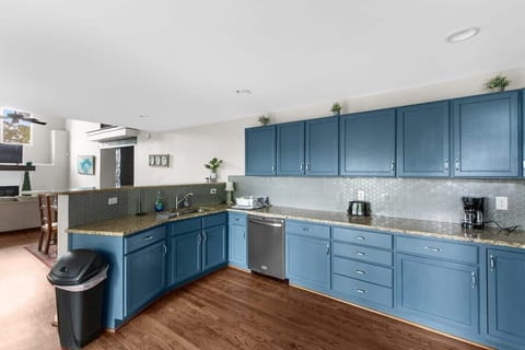 Fully-equipped kitchen