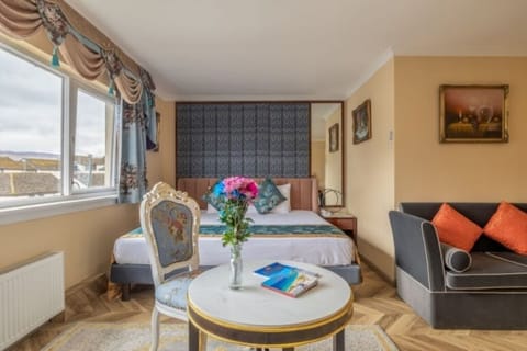 Double bed and room amenities