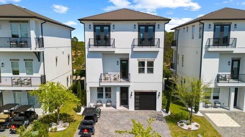 Welcome to your dream coastal retreat!