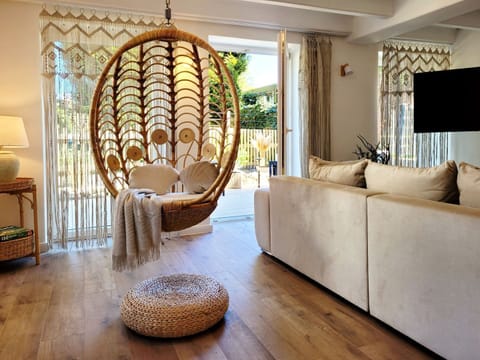 Modern lounge apartment with terrace, beach chair, parking - 50 meters to the beach Apartment in Sierksdorf