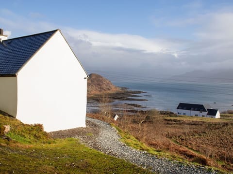 Residential Area, Building, Home, Neighbourhood, House, Suburb, Bird'S-Eye View, Landscape, Coast, Coastal And Oceanic Landforms