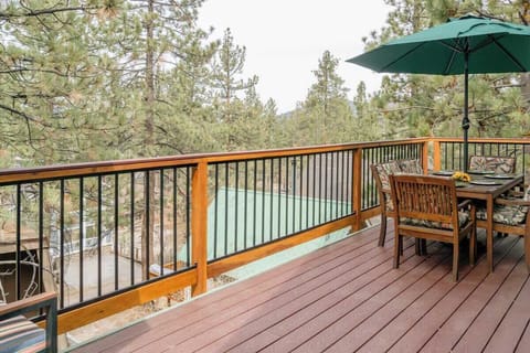 Huge sky view and peekaboo lake views from the deck.