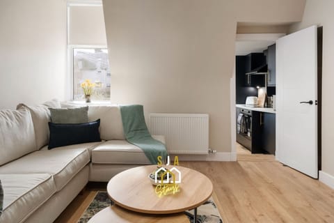 Living Room / Lounge