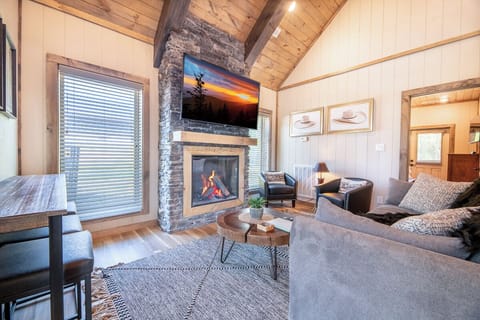 Suite Retreat's cozy living area