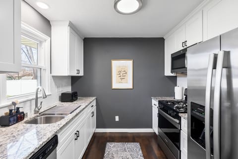 Fully equipped kitchen