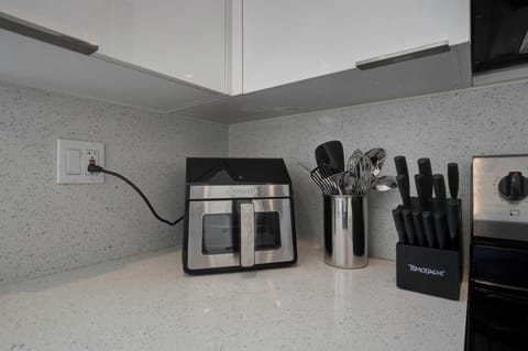 Create a culinary masterpiece with ease with our fully equipped kitchen.