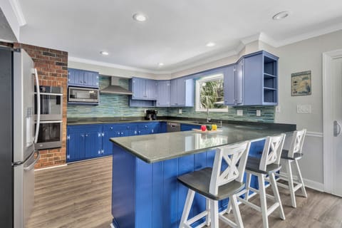 Plenty of counter space to cook amazing meals!