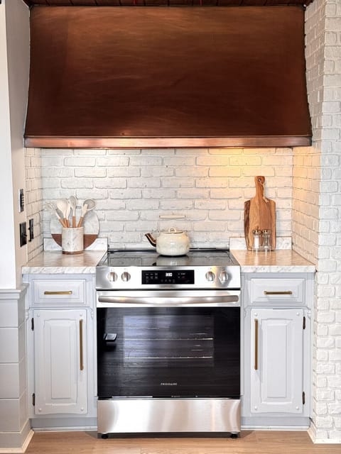 Brick Overlay in Kitchen