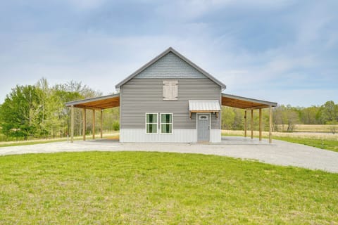 Kuttawa Vacation Rental | 3BR | 2BA | 1,200 Sq Ft | Step-Free Entry