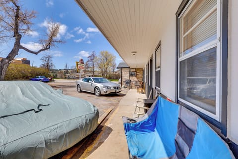 Shared Patio | Seating