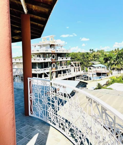 e76c3c7c-9cf9-41b7-857d-8dfa83f76378