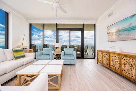 Phoenix Gulf Shores II 705, Gulf Shores, Alabama, beach front, 4 bedroom condominium on the 7th floor
