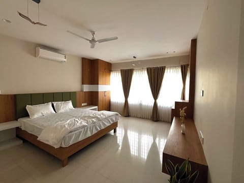 Master Bedroom 2