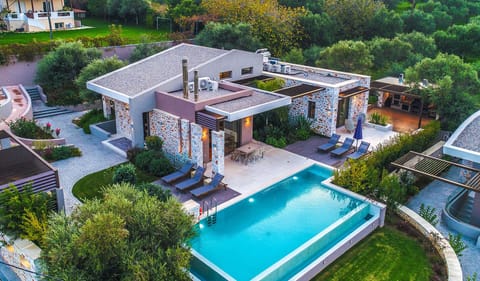 Luxury Villa with Private Pool
