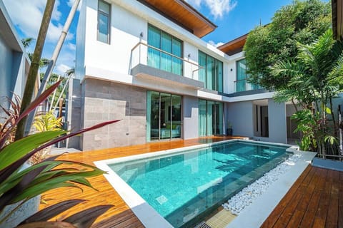 Private  Pool
