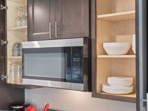 From wine glasses to dinnerware, we got you covered. 